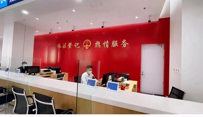 海阳市 优化营商环境新篇章，证照代办服务助力政务服务再升级